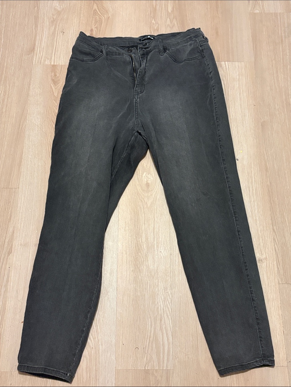 Fashion Nova Black Skinny Jeans